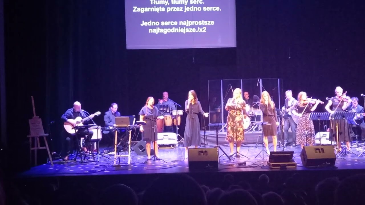 SYJON - Tłumy Serc (live)(Koncert Papieski , Dom Kultury w Limanowej, 23.10.2022)