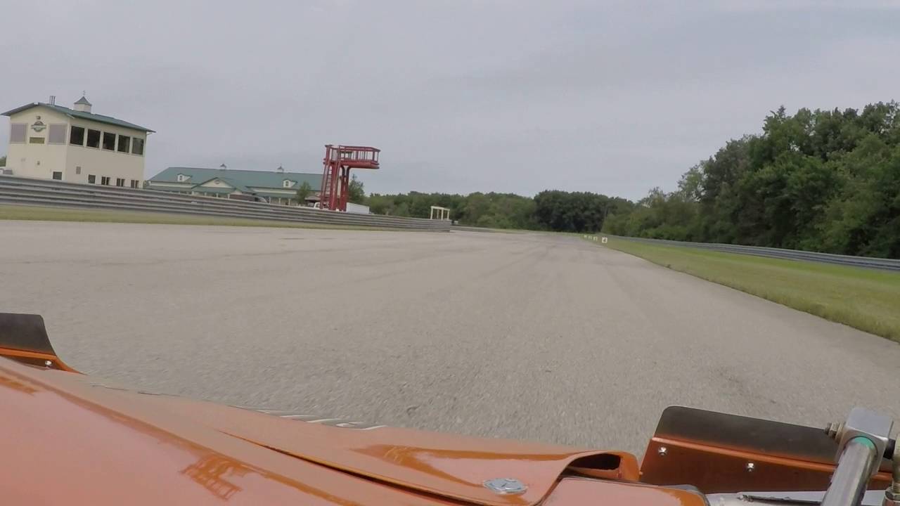 1972 Lola T300 Formula 5000 at Autobahn North 1