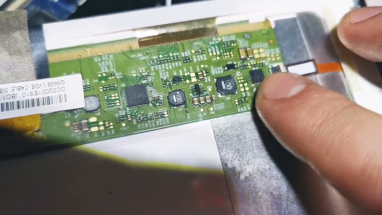 Lenovo G585 ремонт ноутбука. Отсутствует подсветка матрицы, нет изображения, нет картинки на экране.