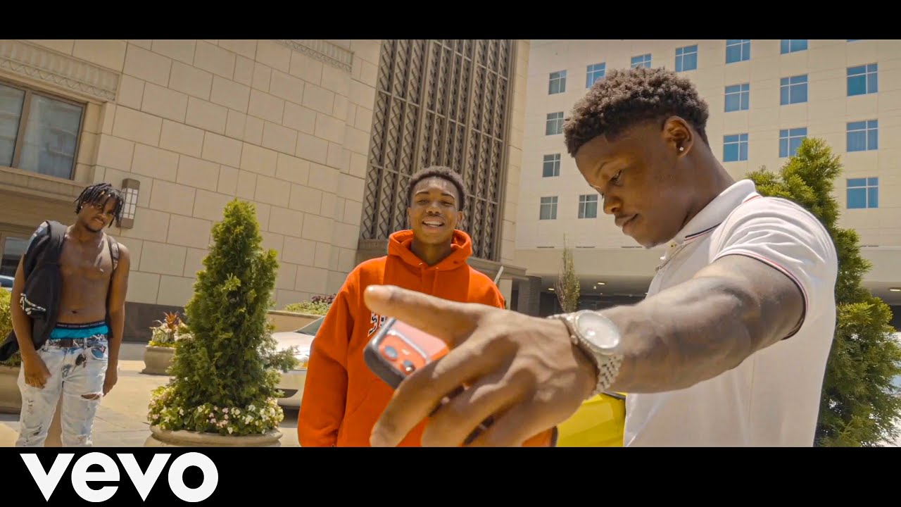AveryB, IliasATL- Player (Official Video)