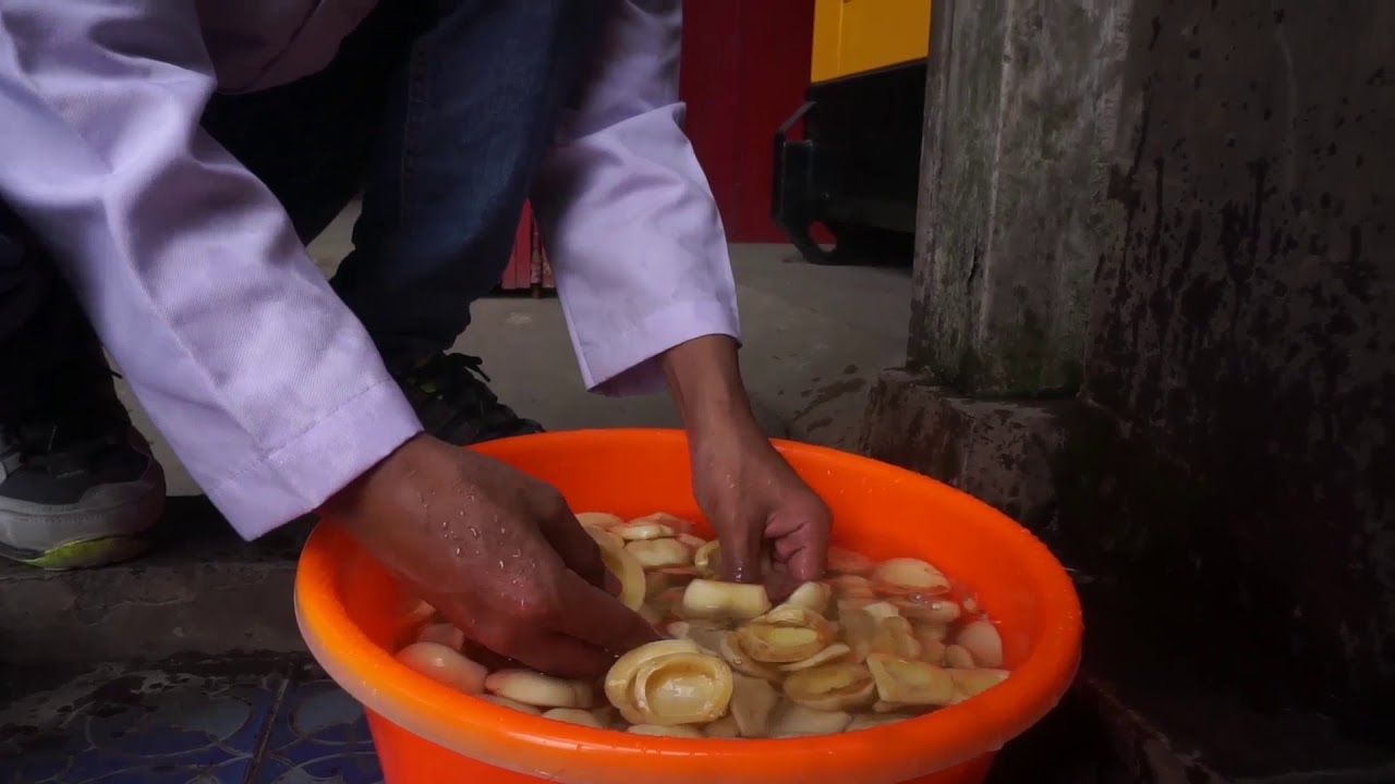 Proses Pembuatan Kripik Salak Dengan Mesin Vacuum Frying