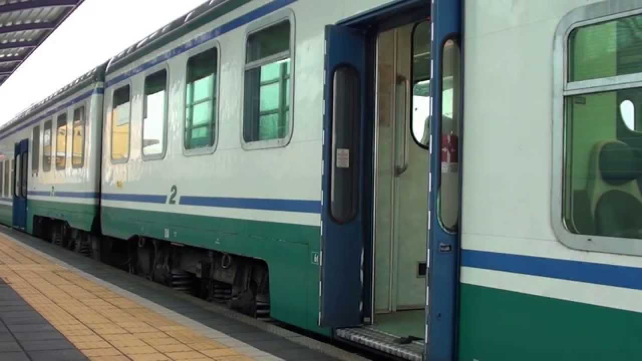 443-(HD)-Gaggiano MI-Treni della Trenord 7-8 Marzo 2013 (Videocamera)