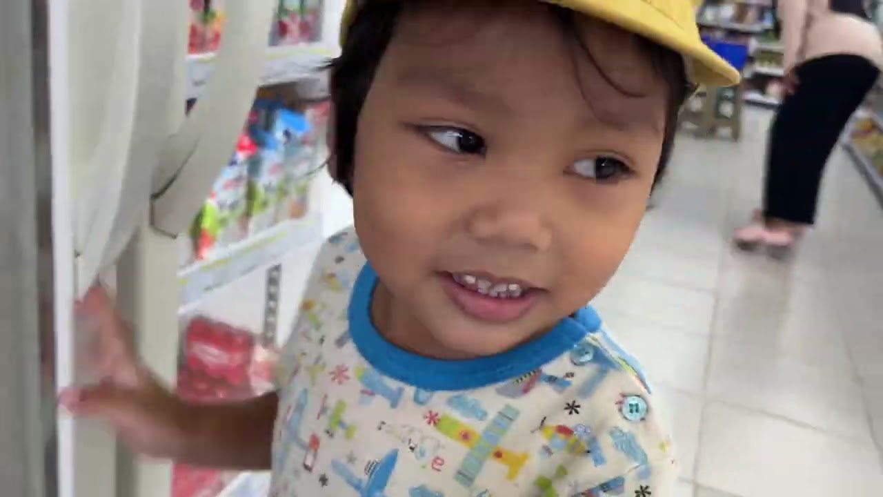 Otewe jajan di Indomaret