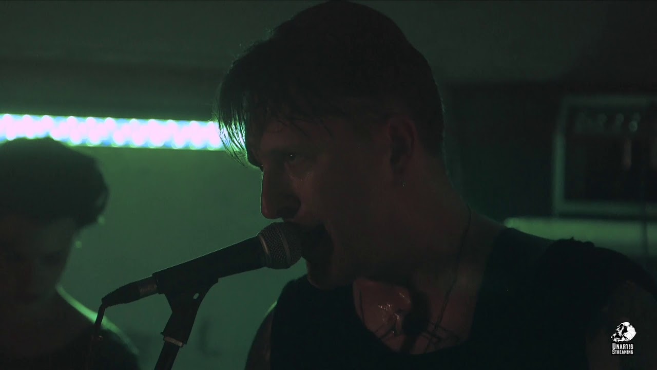 Actors live at l'Antidote Bordeaux on September 2, 2019