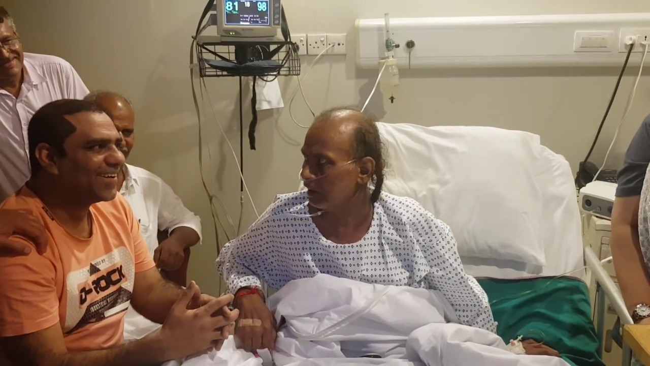Last Video Of Great Amanullah Khan Sahab In Hospital l Qaiser Piya ko Jugatain hi Jugtain.