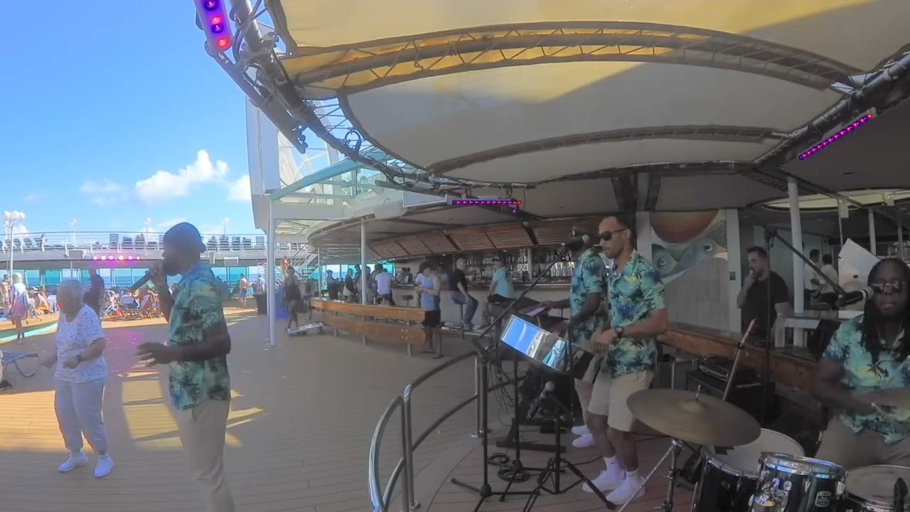 Soca and Pan - Toxic love and Hookin' Meh 