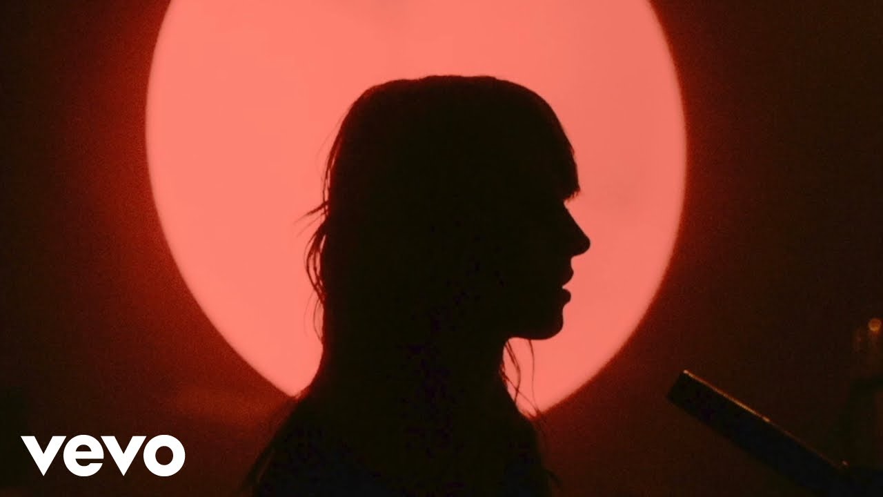 Gordi - One Crowded Hour (Official Visualizer)