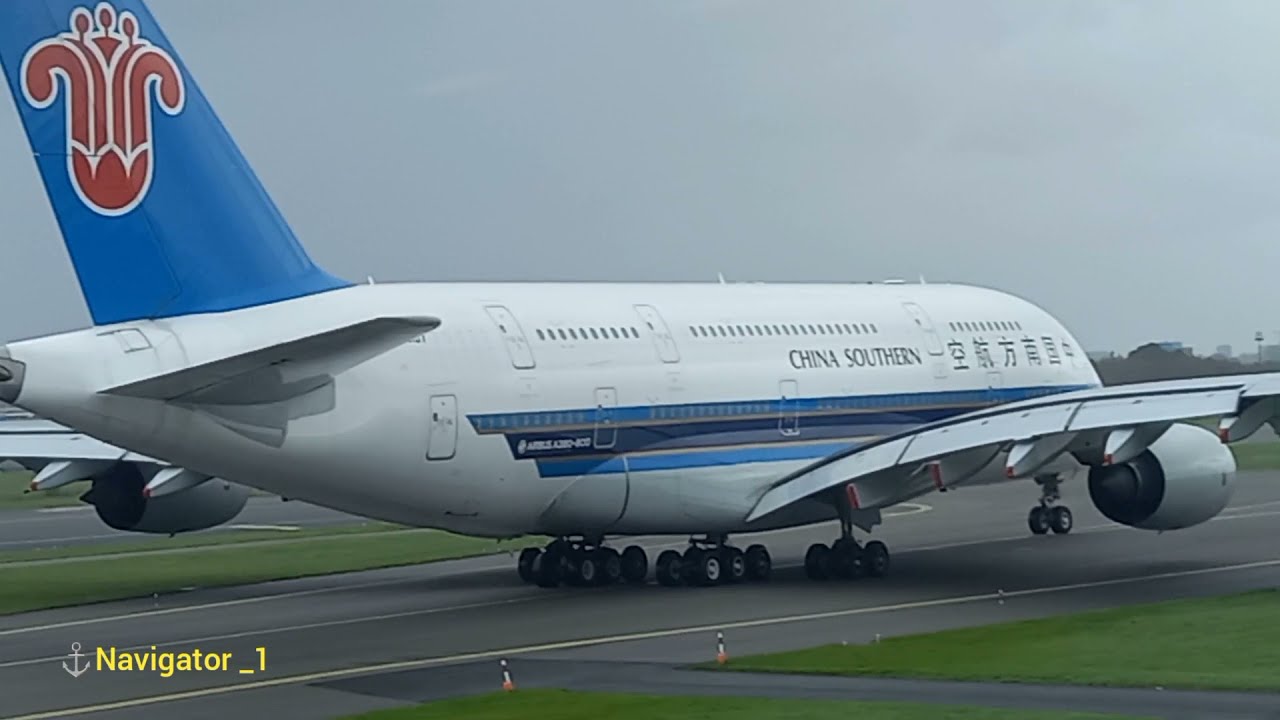 KLM (@navigator_1411 )