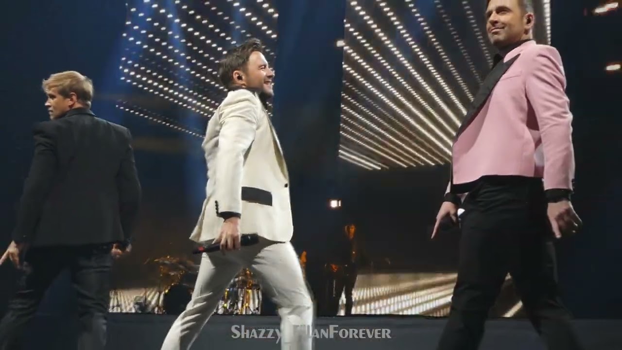 Westlife, Leeds arena, 22.11.22. World of our own & Beyonce bit