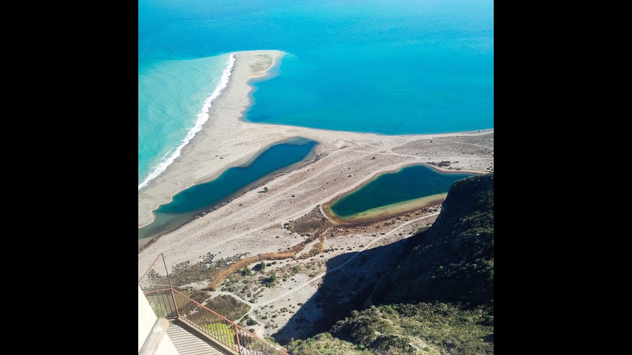 Hiking the Natural reserve of Laghetti di Marinello