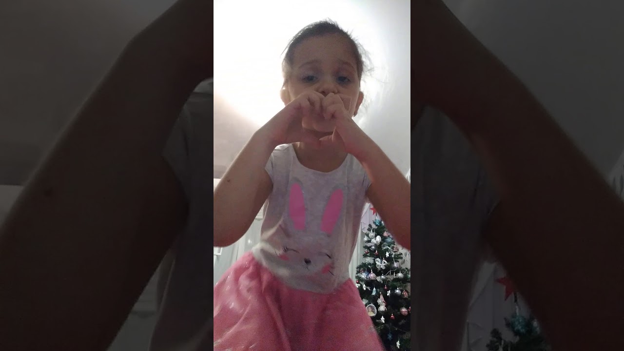 Я танцую под песню Nilleto-любимка