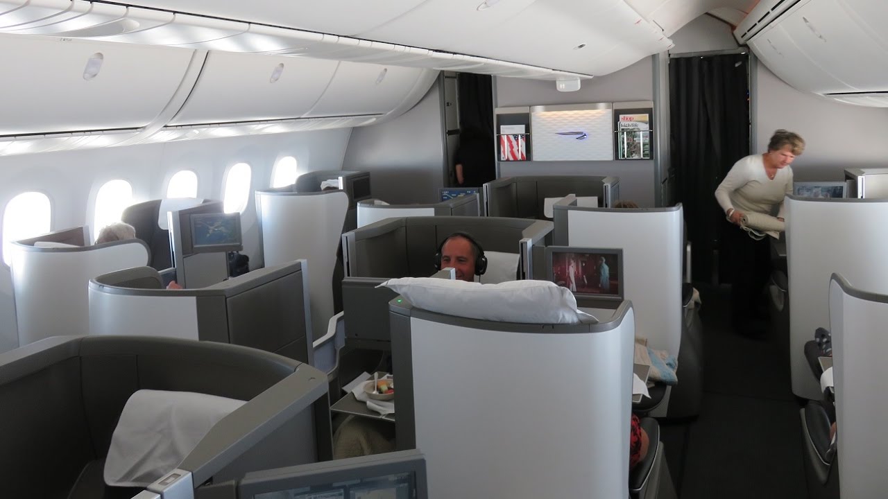 British Airways B787-8 Dreamliner business class Calgary to London (SPECTACULAR London views)