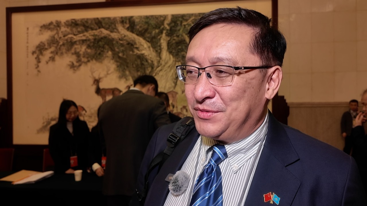 Главный редактор «Делового Казахстана»: в Казахстане интересуются «двумя сессиями»