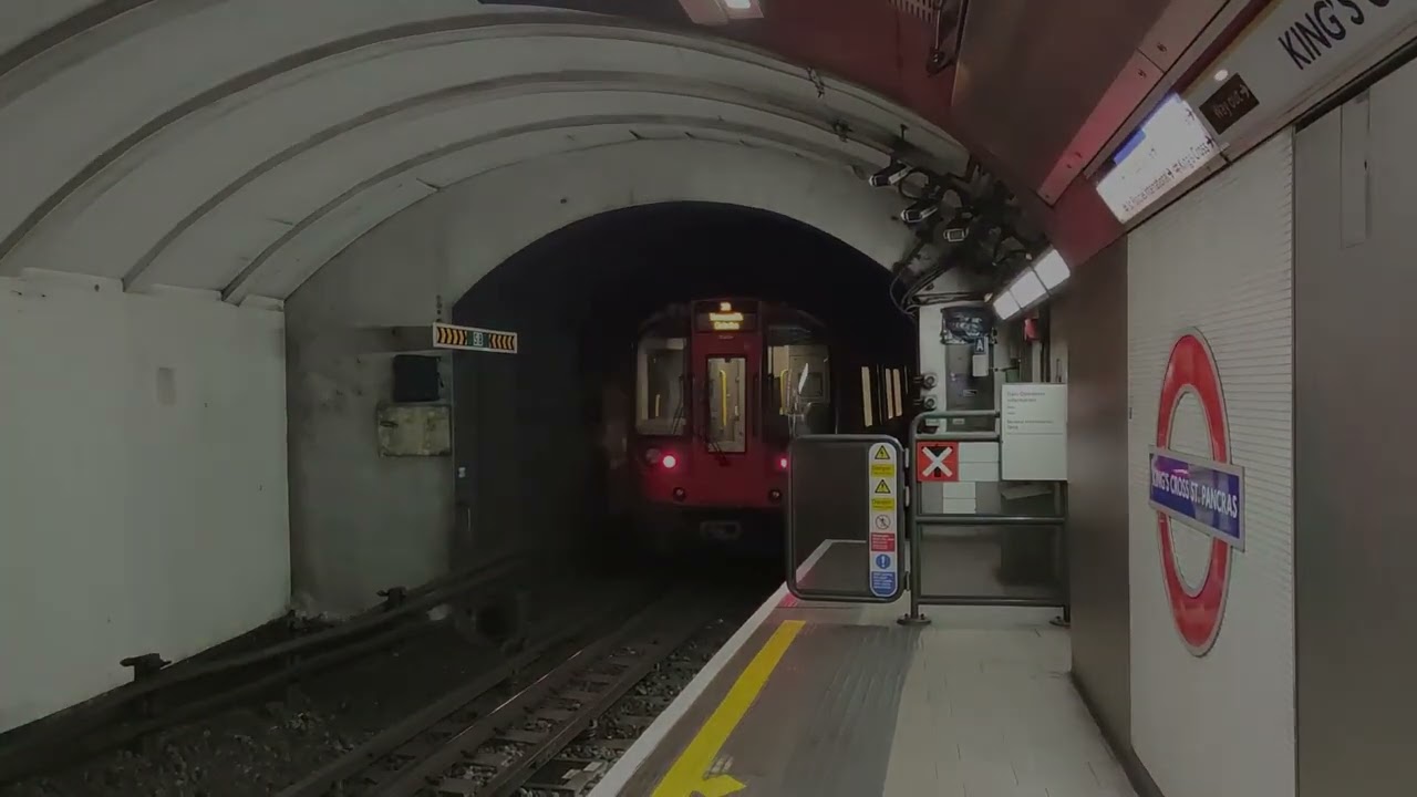 Subtle Differences Between the S7 and the S8 Stock in Sound