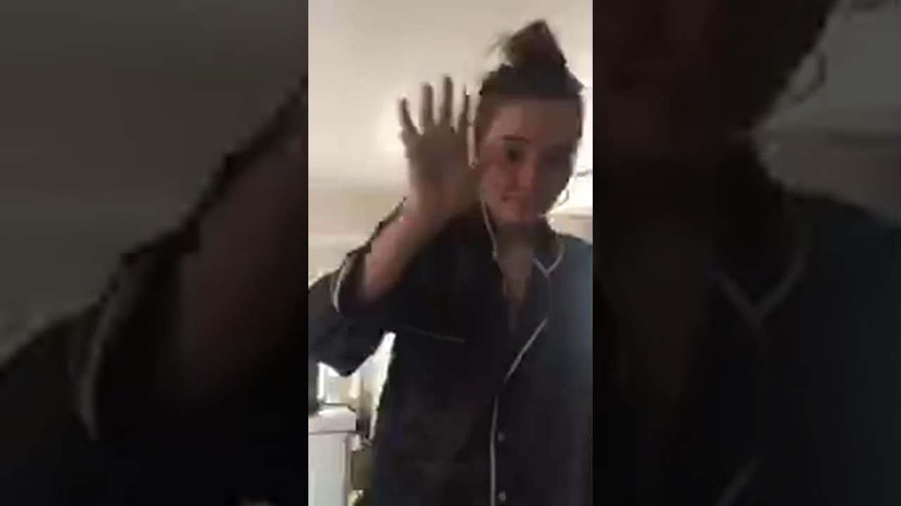 Kaitlyn Dever's Instagram Live [4.2.20]