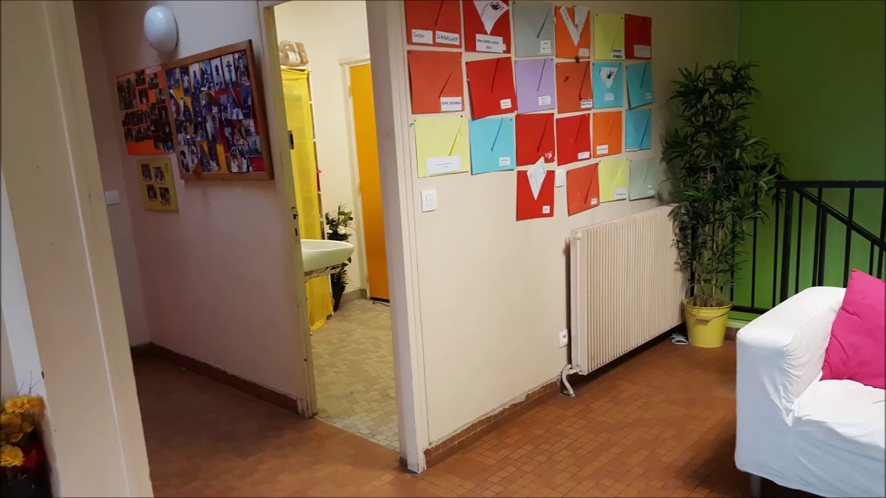 Reportage au CADA. Podcast 9 - Micro couloir Narcisse (2019)