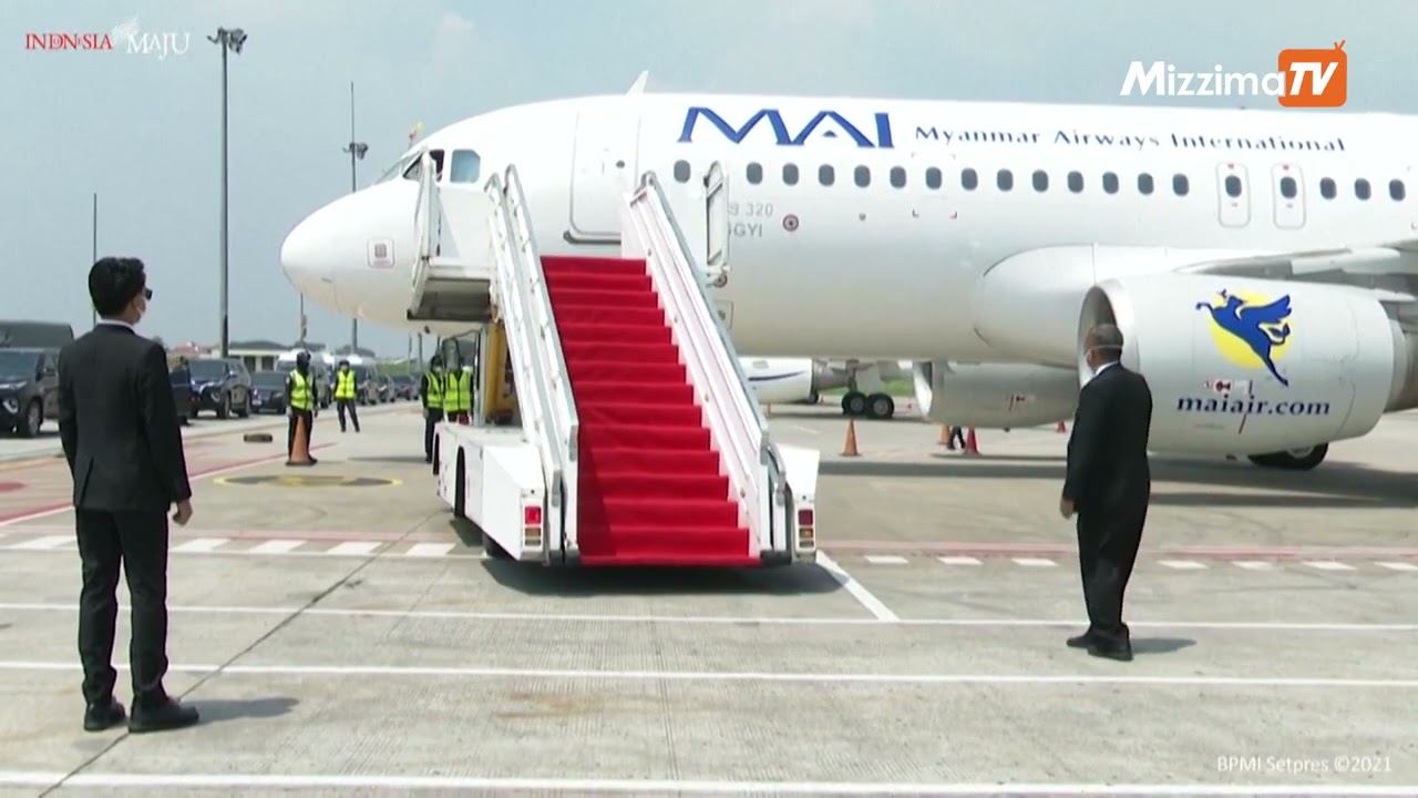 Myanmar junta leader arrives in Jakarta for crisis talks