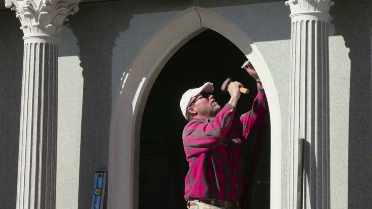 A family mausoleum: from the quarrying of the blocks to setting the mausoleum in the cemetery