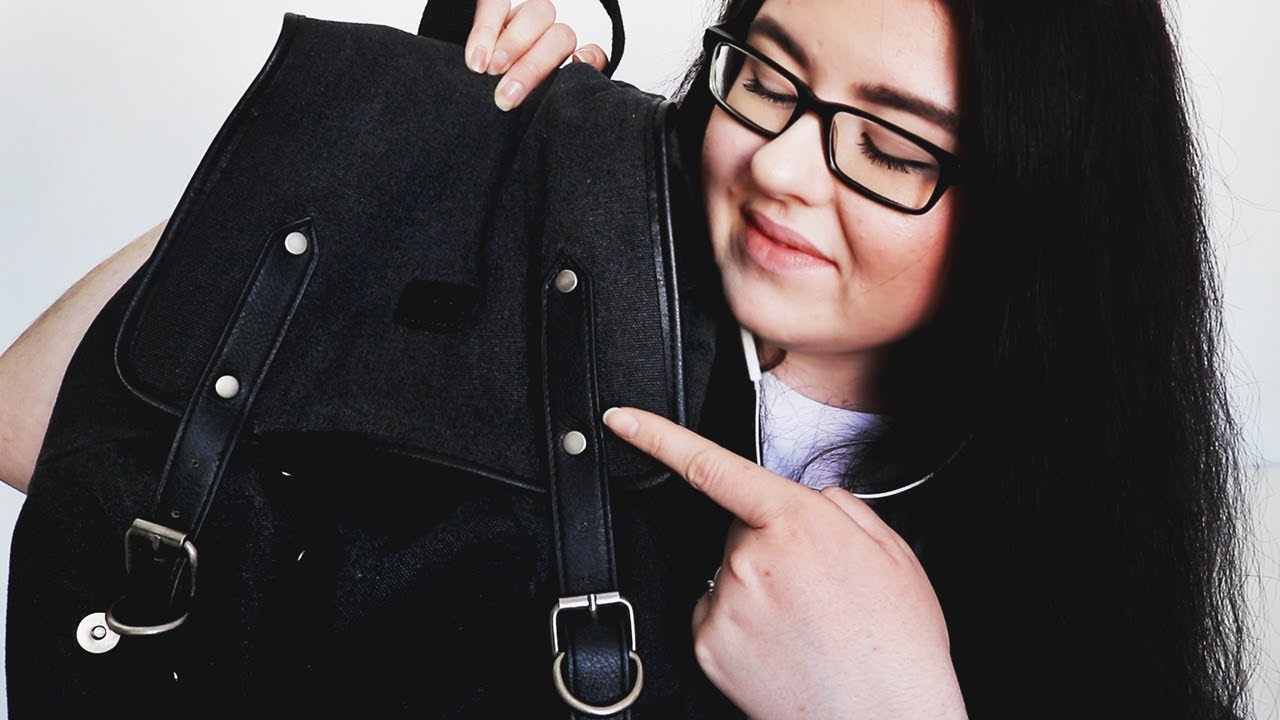 ASMR Whats In My Bag (Swedish Whisper)