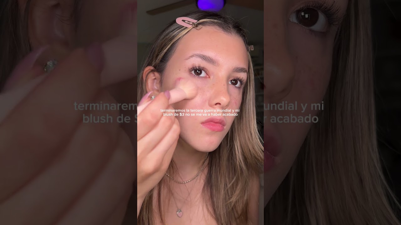 el blush más pigmentado que he visto, es infinito JAJAJJA 