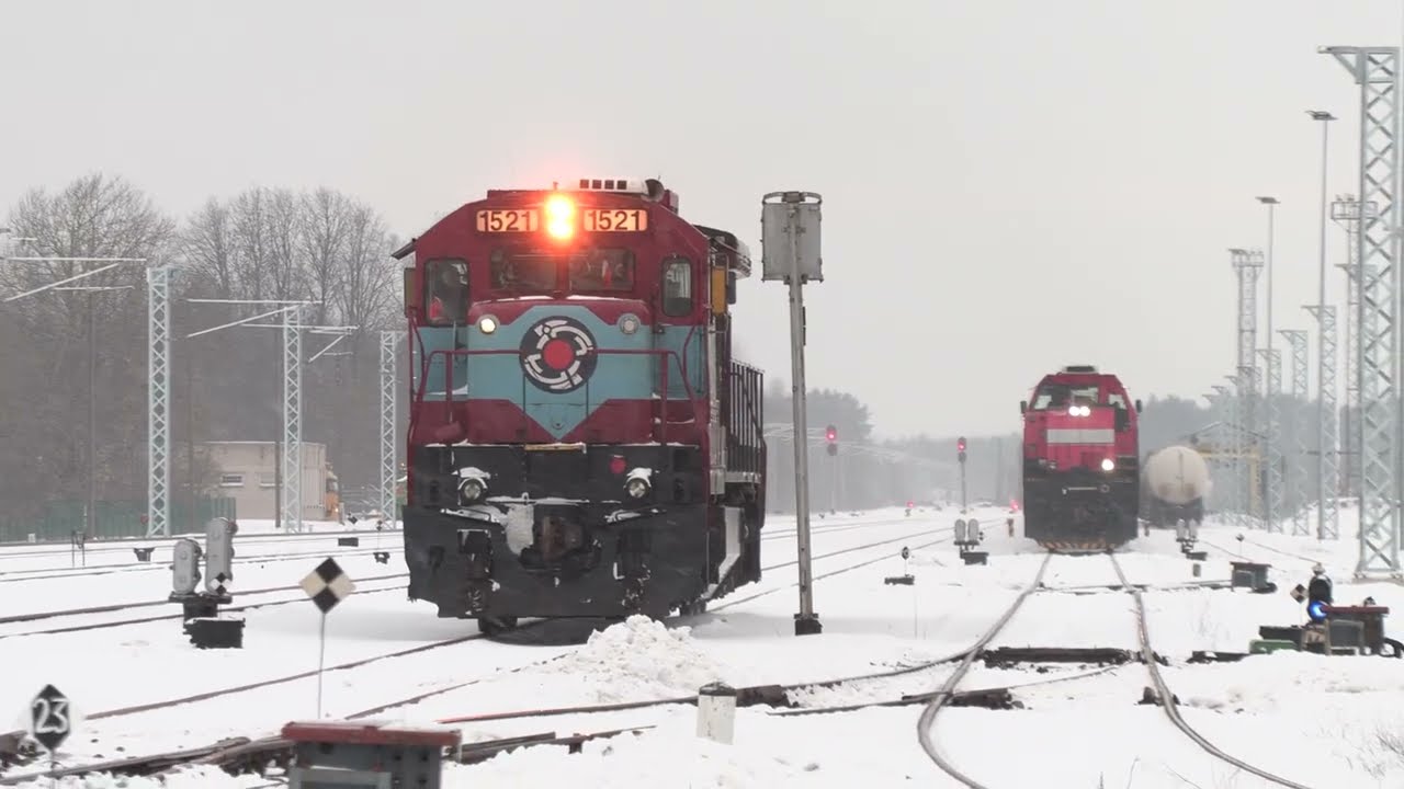 Тепловоз C36-7i-1521 на ст. Кохтла / GE C36-7i-1521 at Kohtla station