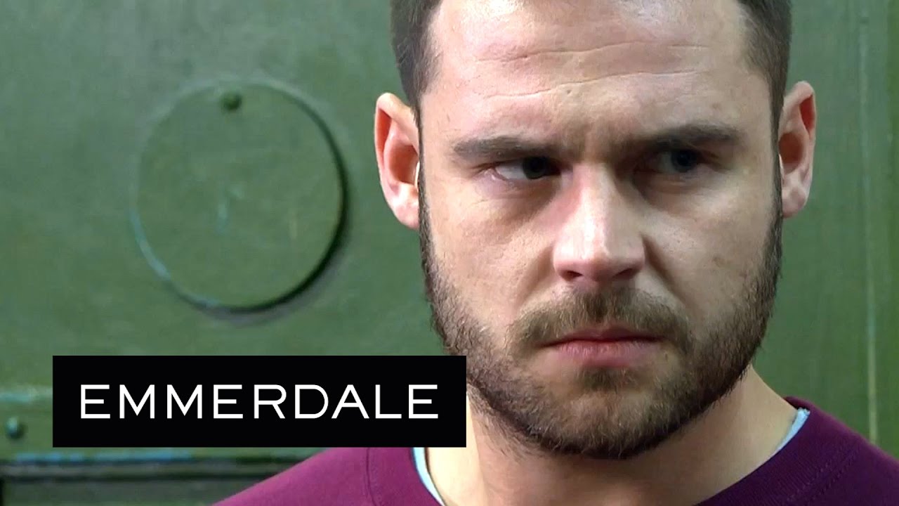 Emmerdale - Aaron Defends a Fellow Gay Prisoner