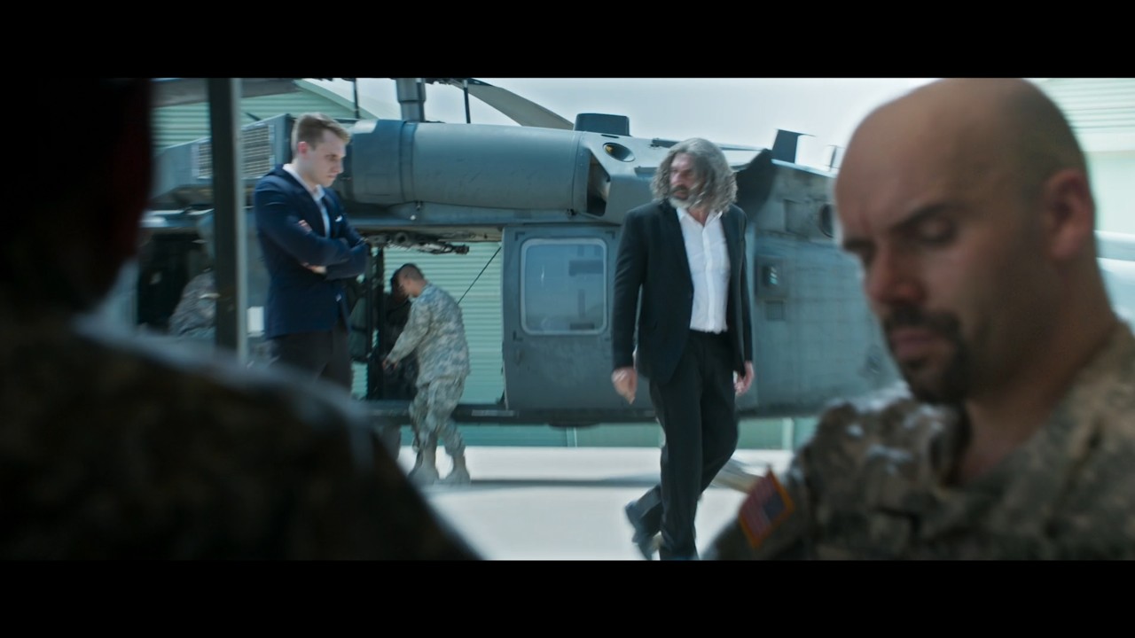 'Tiger Zinda Hai' movie: Indian Fixer Meets US Army Chief | Paresh Rawal, Zachary Coffin | Slideshow