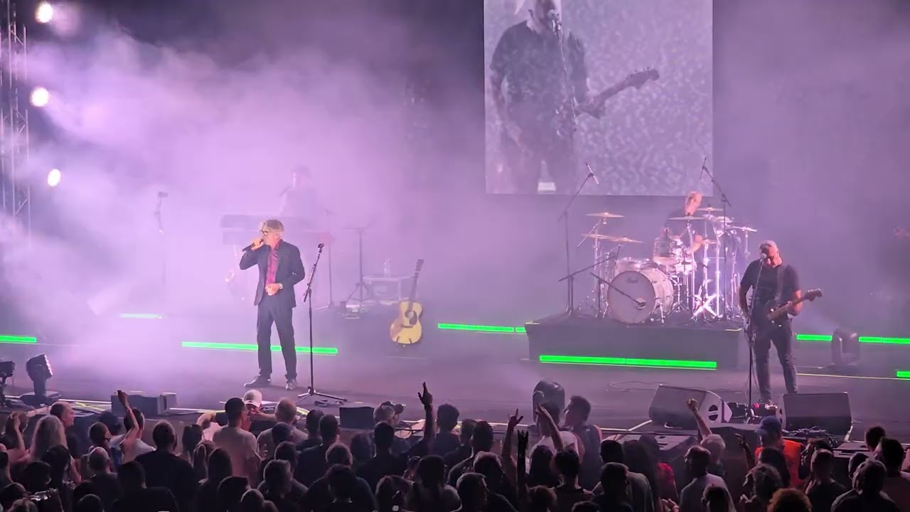 משינה - אחכה לך בשדות 