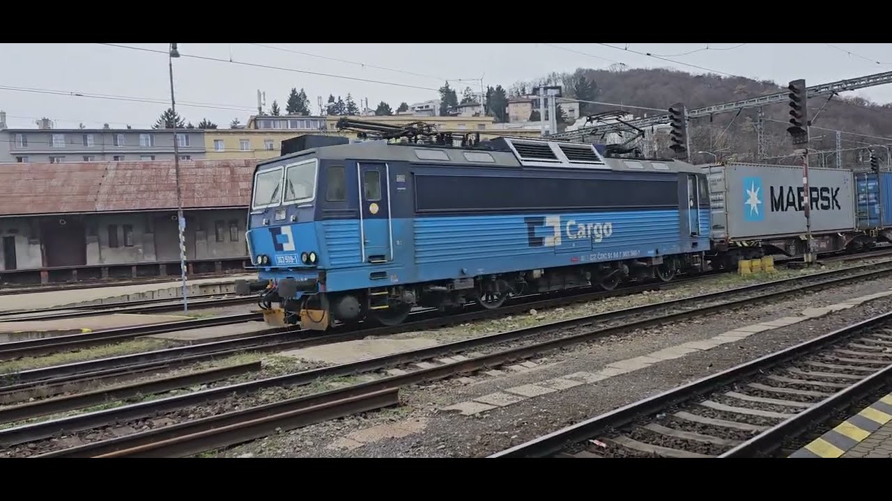 CD Cargo class 363 - 363509 passing Bratislava 21/11/25