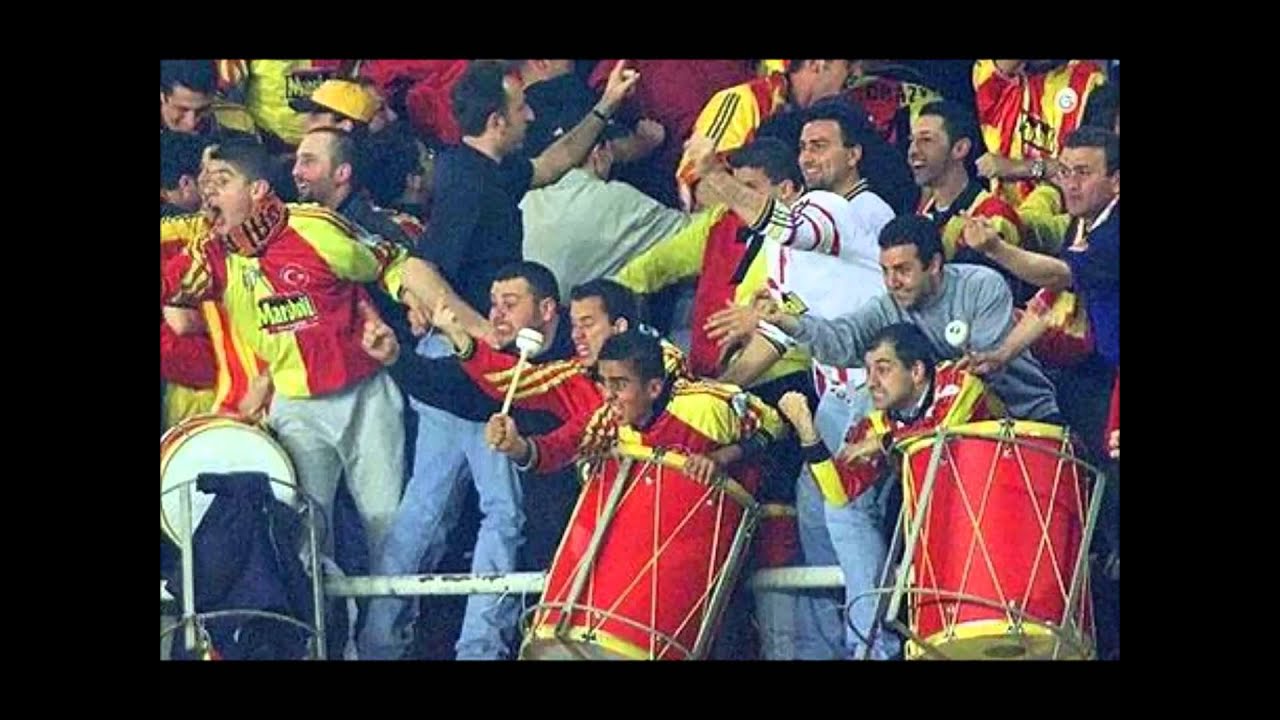 Galatasaray taraftar marsi