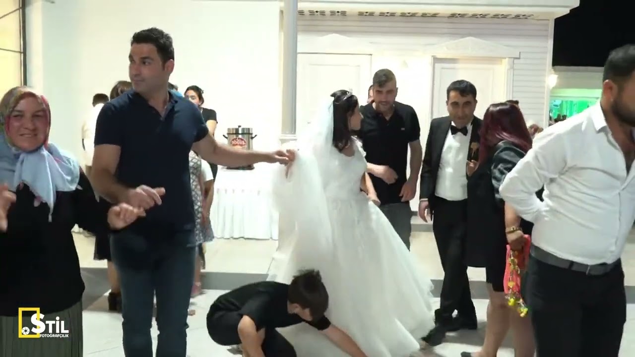 Dicle Ürünün & Anıl Karadağ Aymira Otel Düğün Hozan Veysi  Aydın