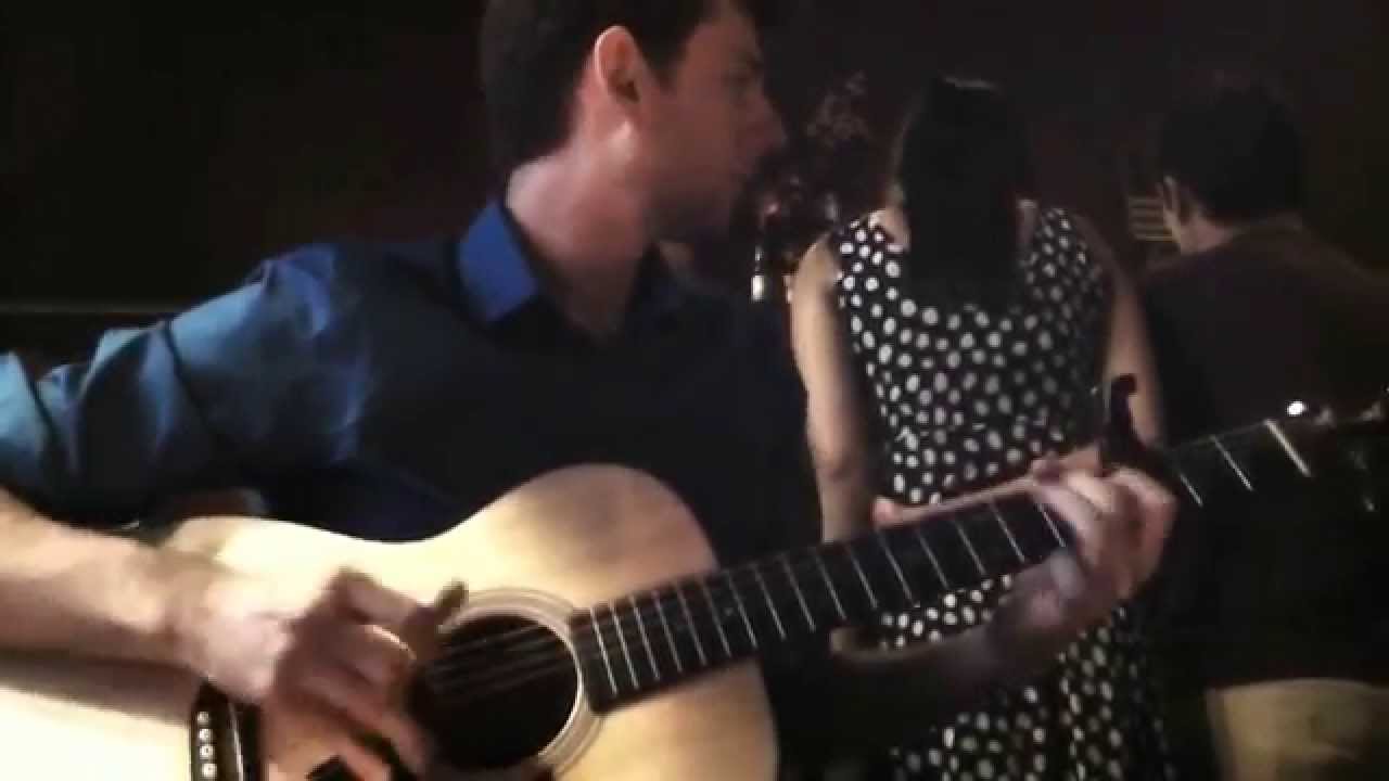 Ted Nicolosi ( Shared Genes ) " Traveling Clothes " a Tommy Emmanuel cover