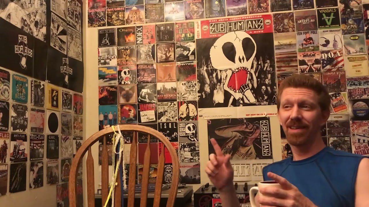 Shnootz - Reaction Video (U2 - Red Light)