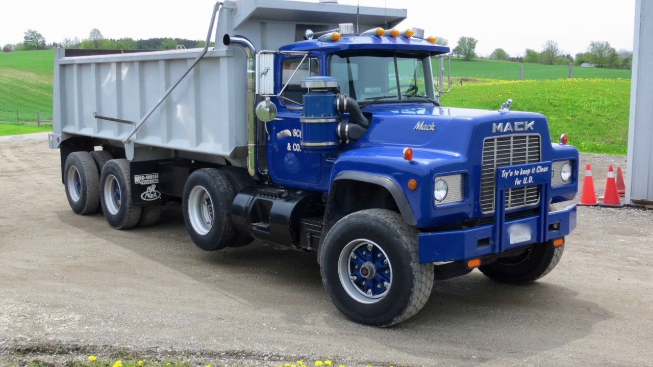 Mack RD688 ride along