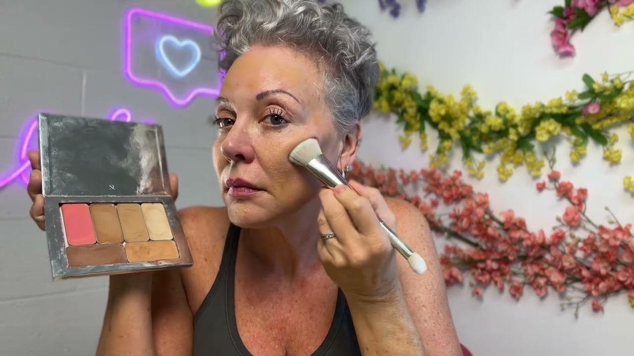 Easy peasy makeup