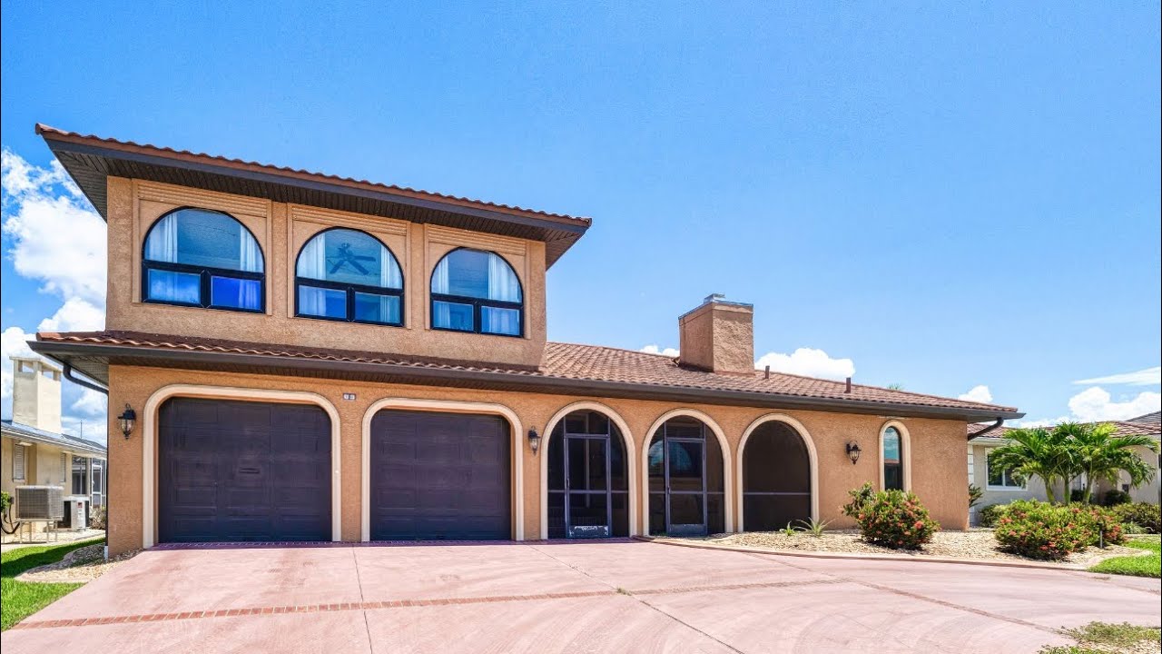 56 Colony Point Dr Punta Gorda, FL
