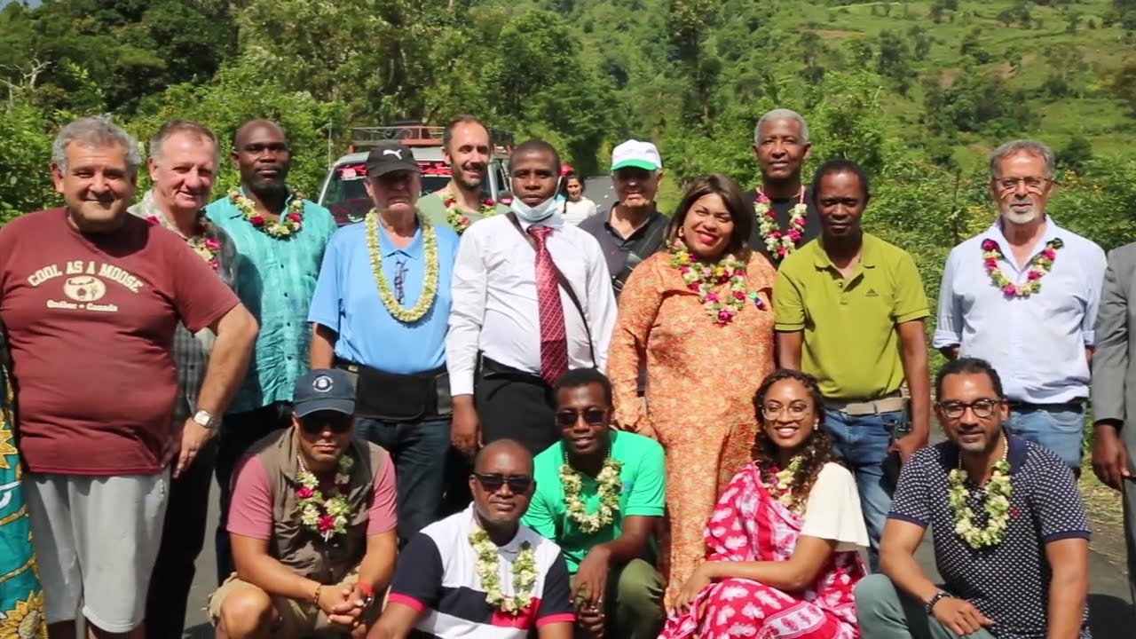 Comores Anjouan Cuvette de Tsemb&eacute;hou / The Comororos   Ndzuwani Tsemb&eacute;hou landscape