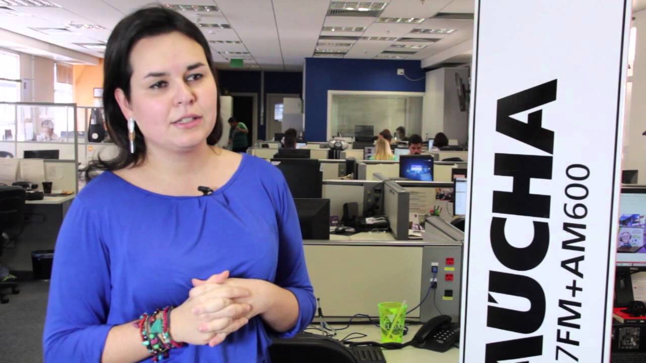 Informar é transformar: veja o depoimento da apresentadora Andressa Xavier