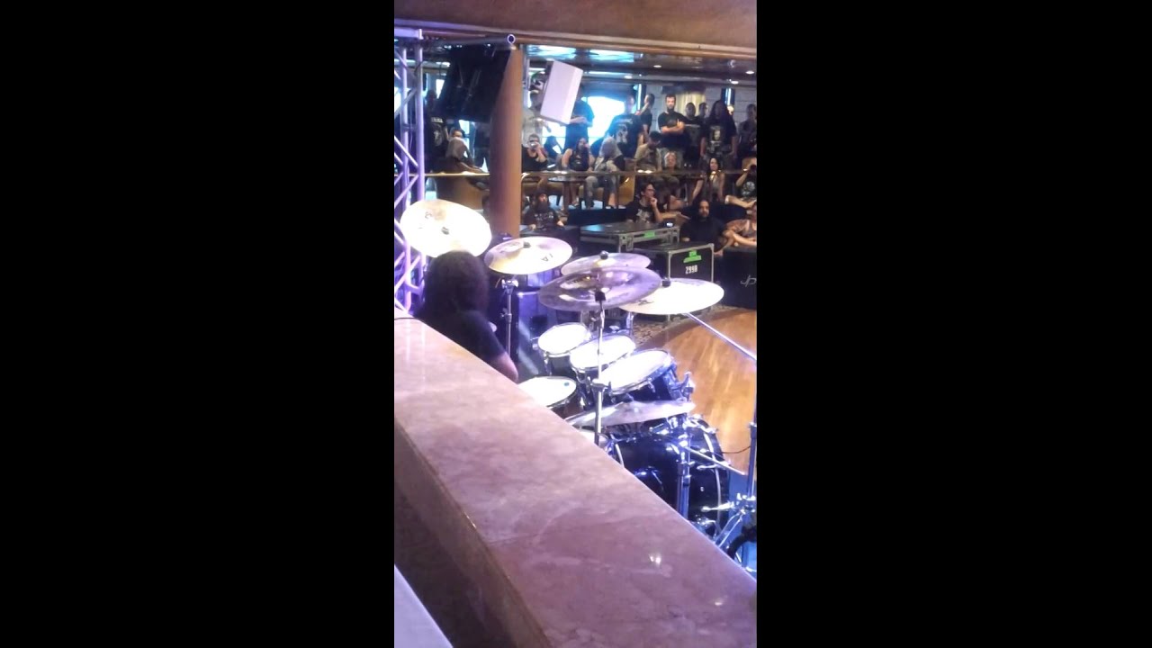 [70k Tons of Metal - 2014] Pete Sandoval Drummsolo + Lee Harrison
