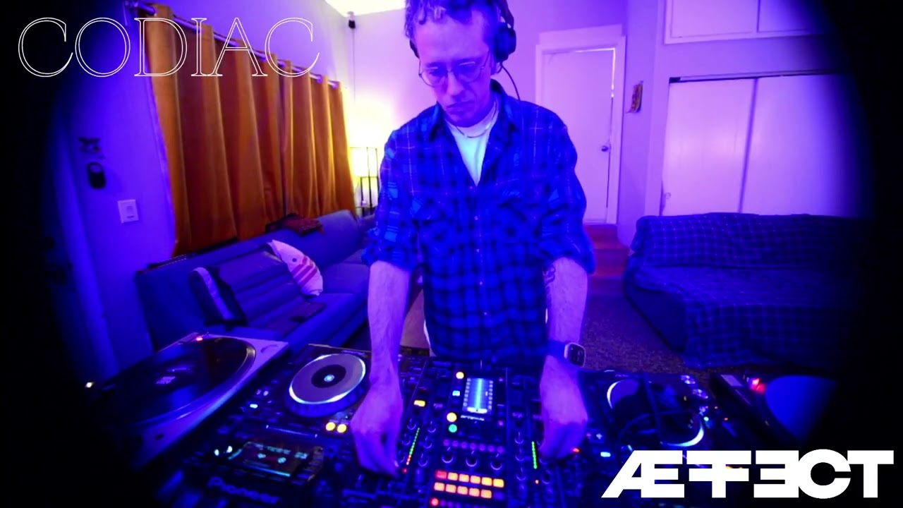 AE374 | Dom McLennon and Taso