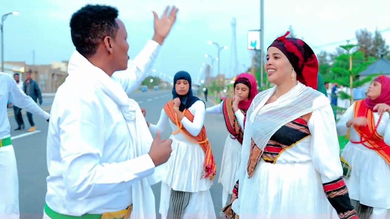 MUXYADIIN SHAAHID FT FILSAN QURUX DHAANTO CUSUB DUN XARIIRA OFFICIAL VIDEO 2025