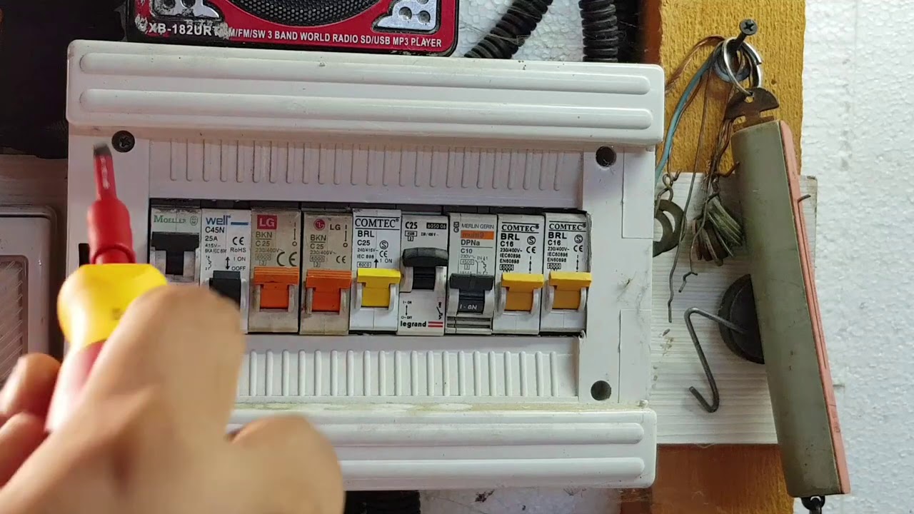 Cum se Face un Tablou Electric : Surpriza