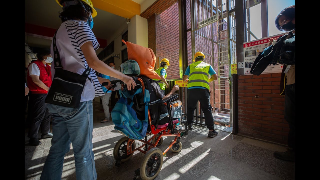 20220921  總統視察「111年度國家防災日地震避難掩護演練」