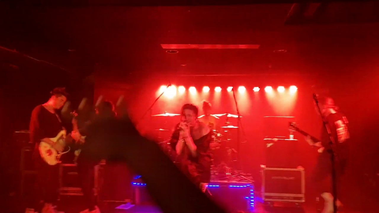 Chase Atlantic - Friends live in Cologne, Europe/UK tour 2018