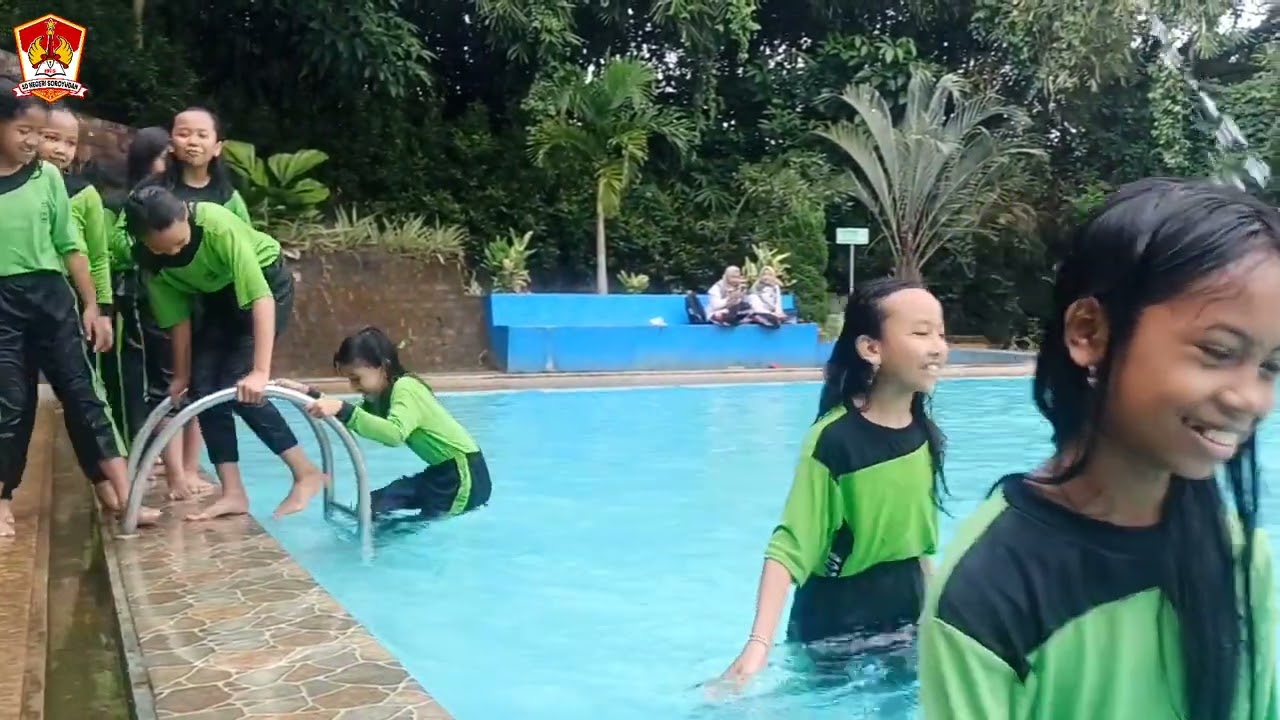 SDN SOROYUDAN 3&4 berenang di Giri Kulon