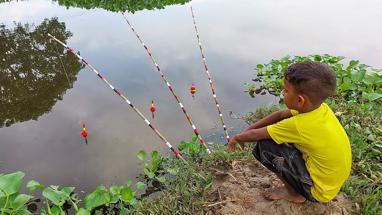 Fishing Video | Little Boy fishing with a hook in the village canal is different | Best rod fishing