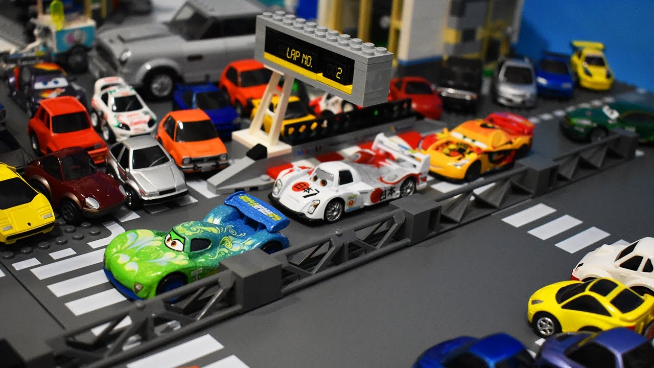 Pixar Cars The World Grand Prix! Mixed Dual Racing - StopMotion