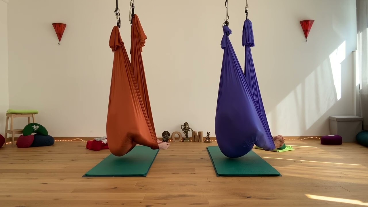AerialYoga YIN 110 min by YogaWings mit Katharina Rinn und Sascha Zordan