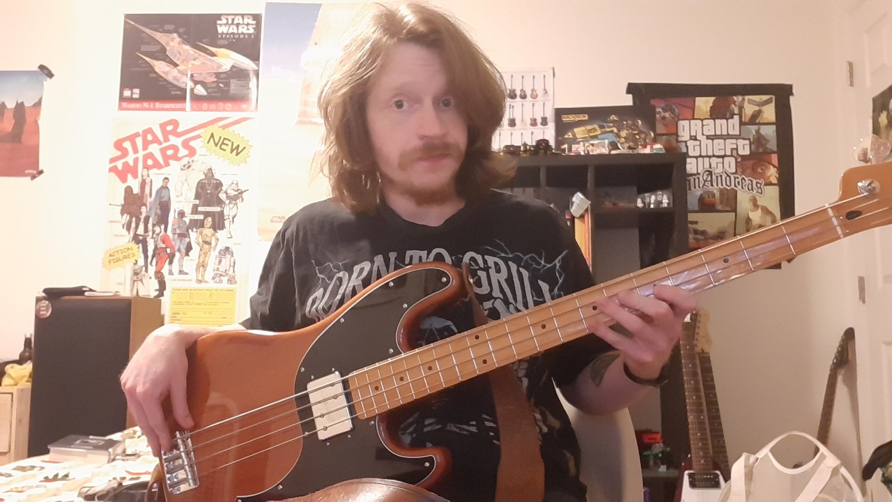 Squire Telecaster Bass - Doom Machine?
