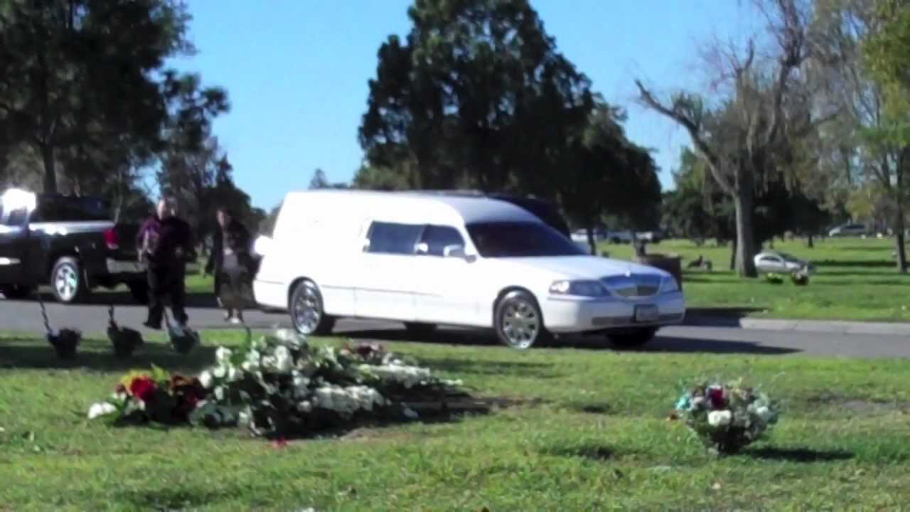 Resurrection Cemetery White Doves 714-903-6599